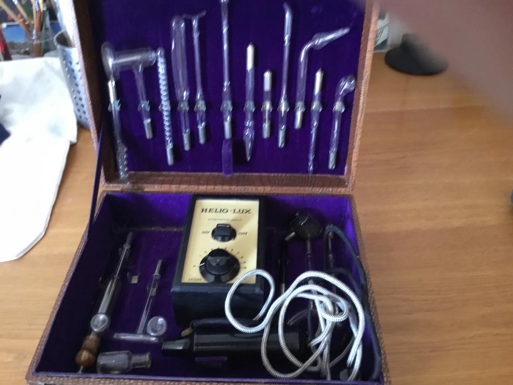 Helio-Lux Apotheek Spullen, Ophalen