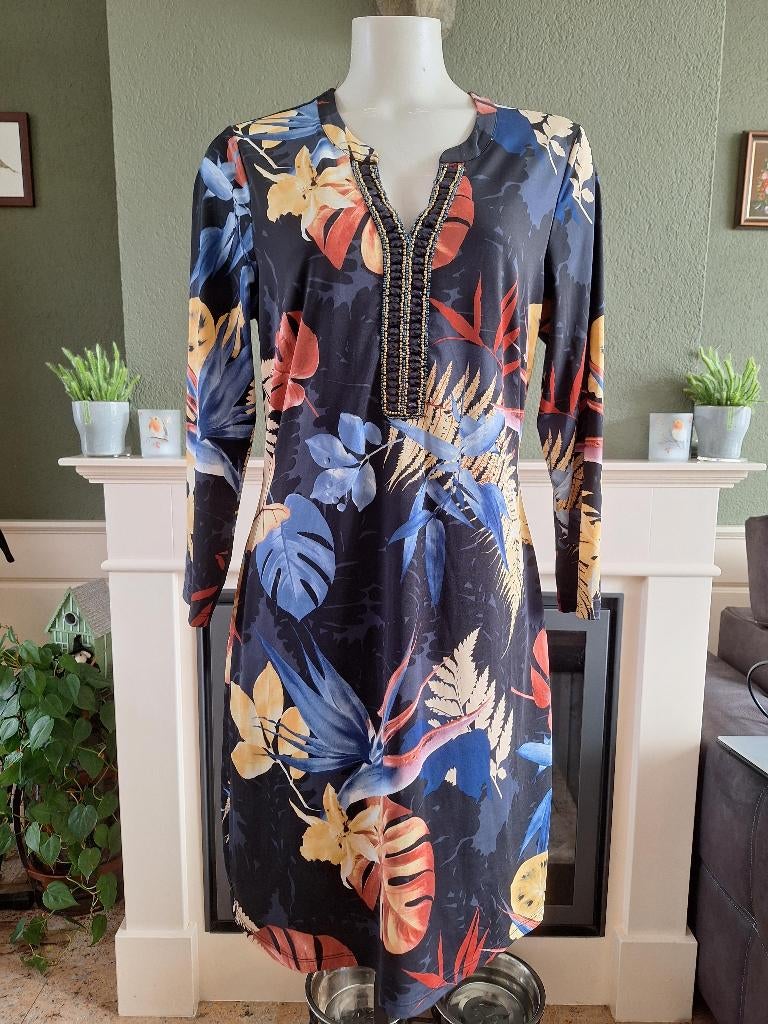 K-Design K Design prachtige jurk M 38 40, Kleding | Dames, Maat 38/40 (M), K-design, Zo goed als nieuw, Knielengte