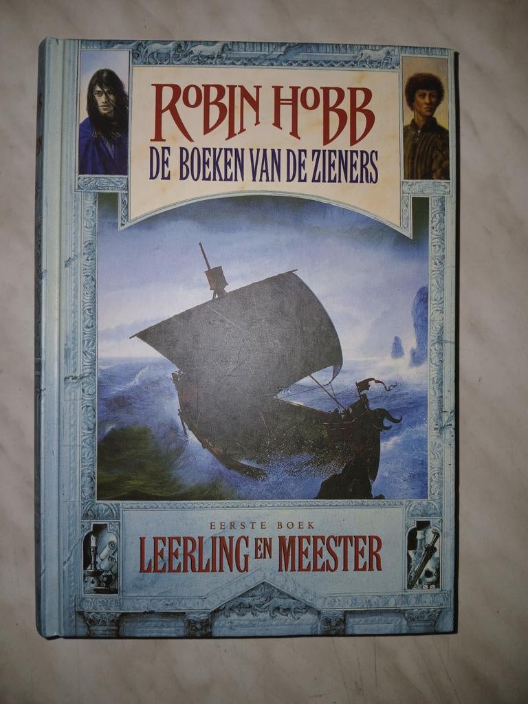 Robin Hobb - De Boeken van de Zieners: Leerling en Meester, Boeken, Fantasy, Zo goed als nieuw, Ophalen of Verzenden