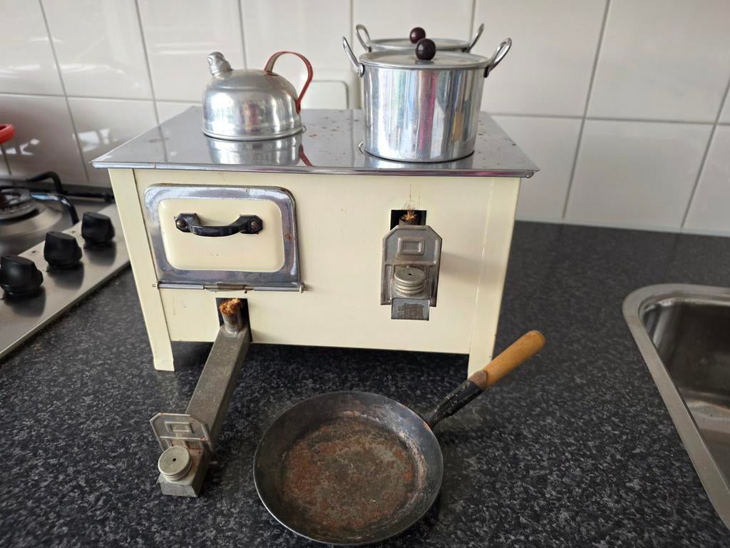 Kinderfornuis, Ophalen of Verzenden