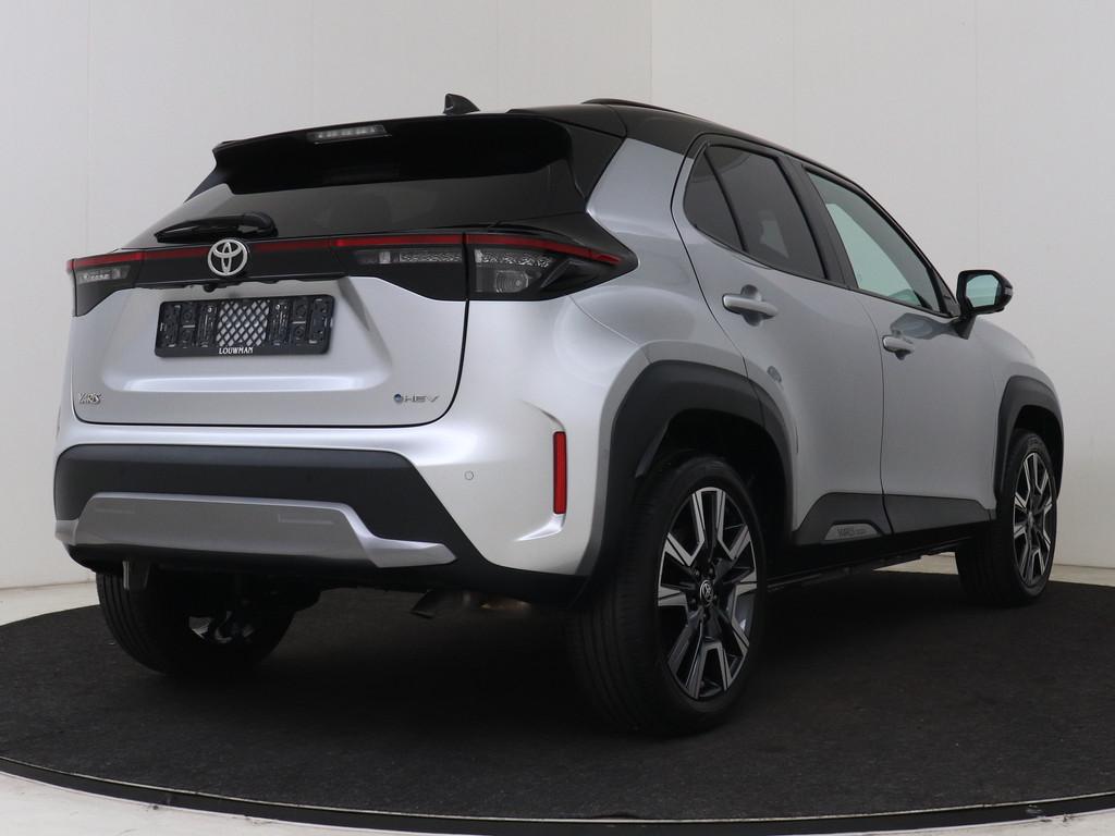 Toyota Yaris Cross 1.5 Hybrid 130 Launch Edition | JBL | Pan, 12 maanden, 1195 kg, Gebruikt, Leder en Stof