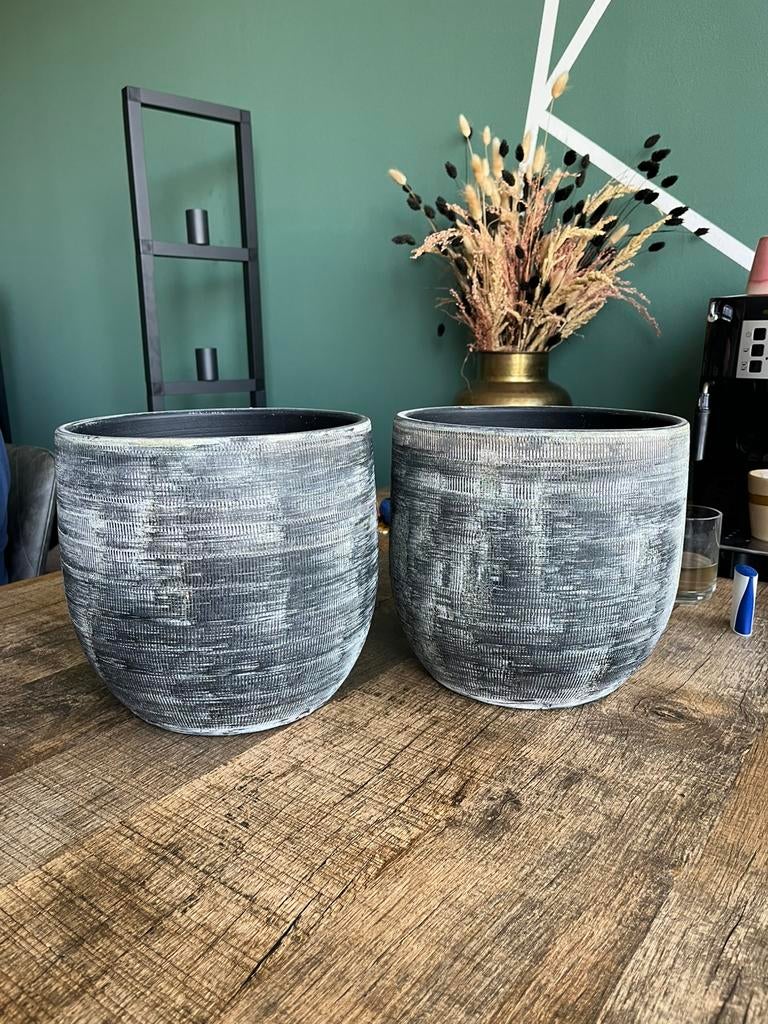 Stenen bloempotten, Tuin en Terras, Bloempotten, Ophalen, Steen, Rond, Zo goed als nieuw