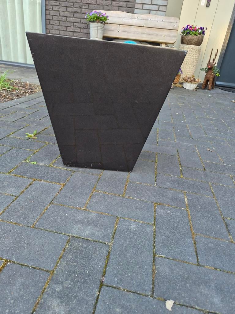 Planten/ bloemenbak Art en Vogue by ARTSTONE, Ophalen, Gebruikt, Tuin