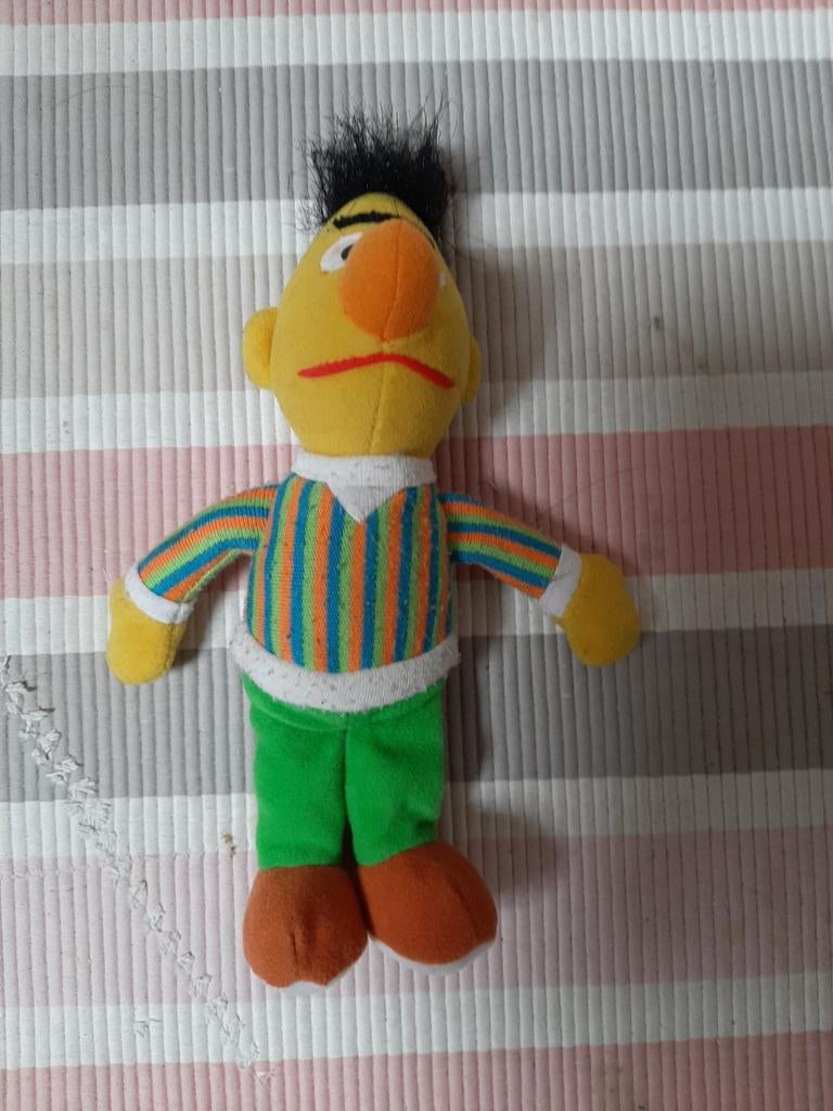 Pop knuffel Bert Sesamstraat, Ophalen of Verzenden, Overige typen