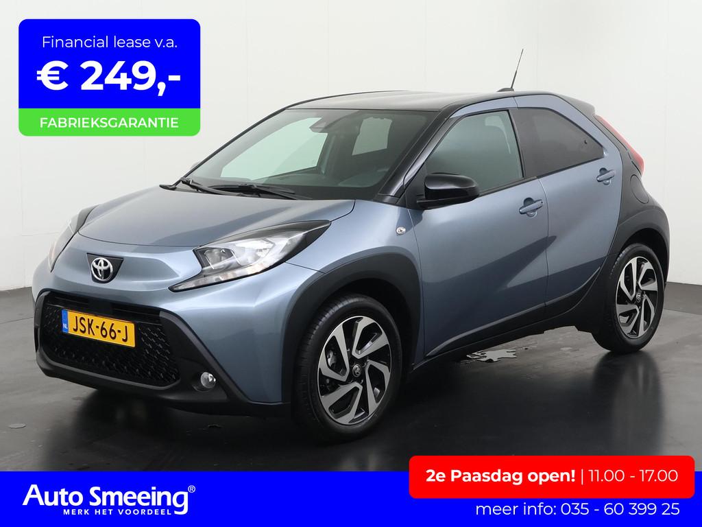Toyota Aygo X 1.0 VVT-i MT Play | Stoelverwarming | Camera |, 12 maanden, Stof, Gebruikt, Euro 6