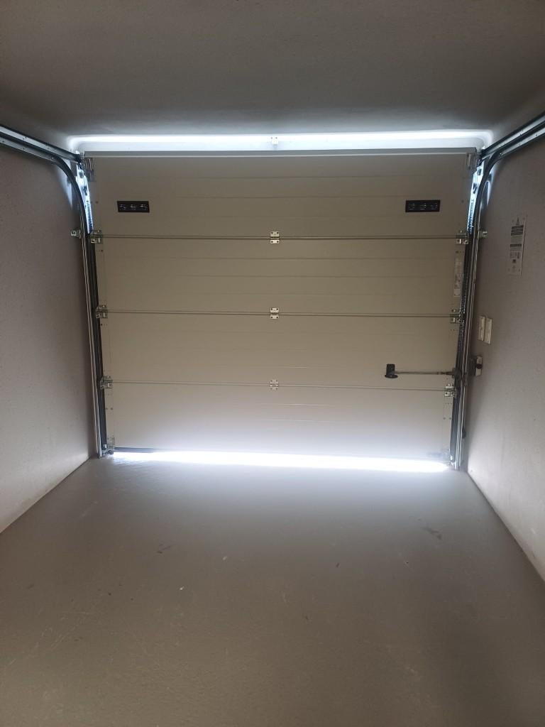 Garagebox te huur – 18m² verdieping – Boxcomplex Kerkrade, Zakelijke goederen, Bedrijfs Onroerend goed, 18 m², Huur, Opslag of Loods