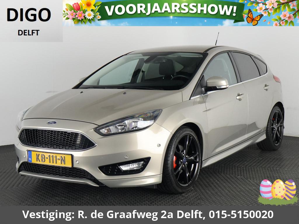 Ford Focus 1.0 Titanium Sport | Navigatie | Camera | Parkeer, Gebruikt, Origineel Nederlands, 3 cilinders, 999 cc