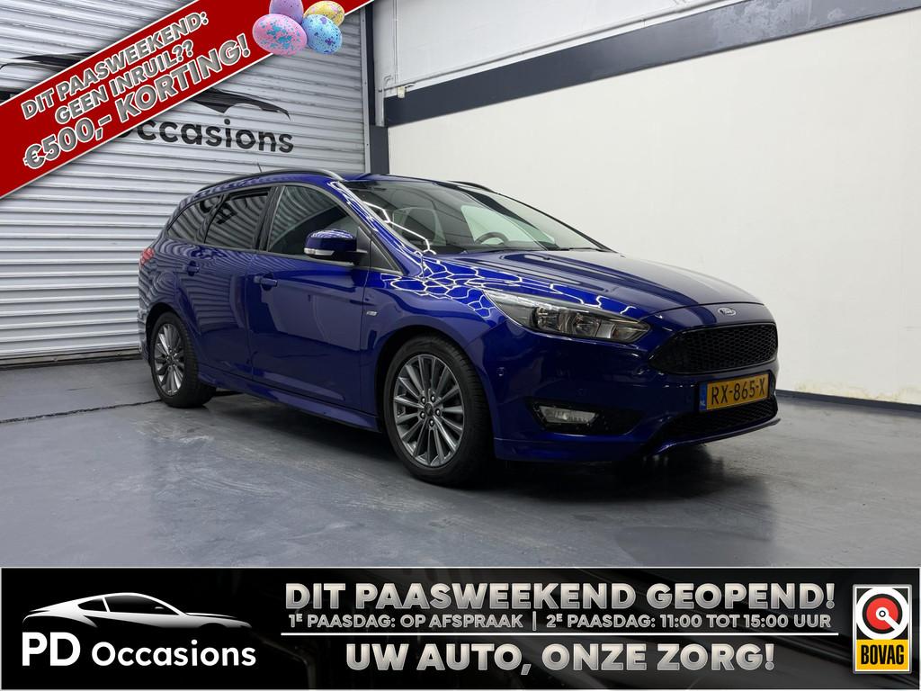 Ford Focus Wagon 1.0 ST-Line - NAP - Clima - Cruise - Navi -, Gebruikt, Blauw, Origineel Nederlands, Handgeschakeld