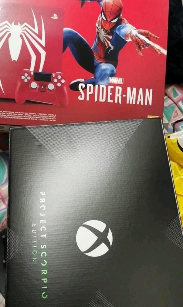 ZGAN Xbox One X Project Scorpio Limited | 2 Controllers, 1TB, Met 2 controllers, Ophalen of Verzenden, Zo goed als nieuw, Met harde schijf