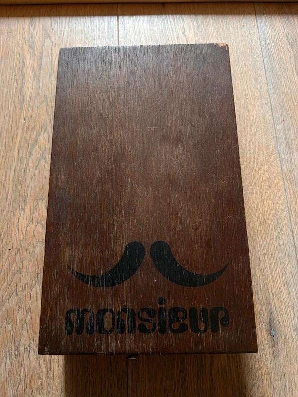 Vintage houten „Monsieur“-scheerkist, Antiek en Kunst, Ophalen of Verzenden
