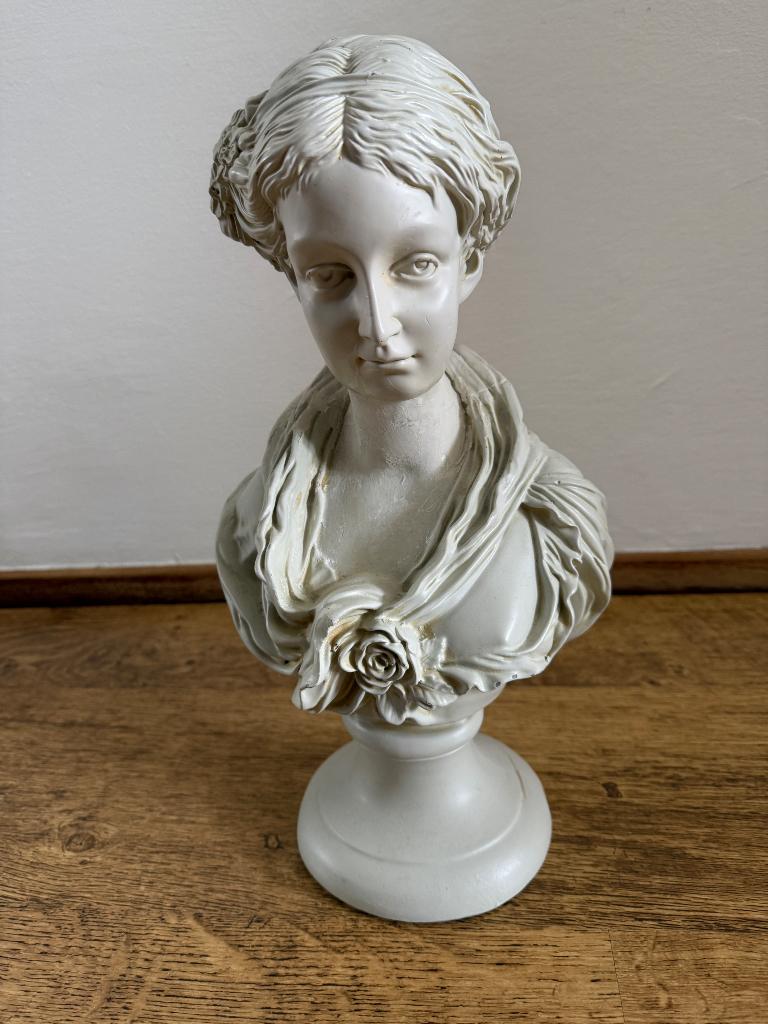 Charmante buste vrouw, Ophalen, Gebruikt, Beige, Landelijk