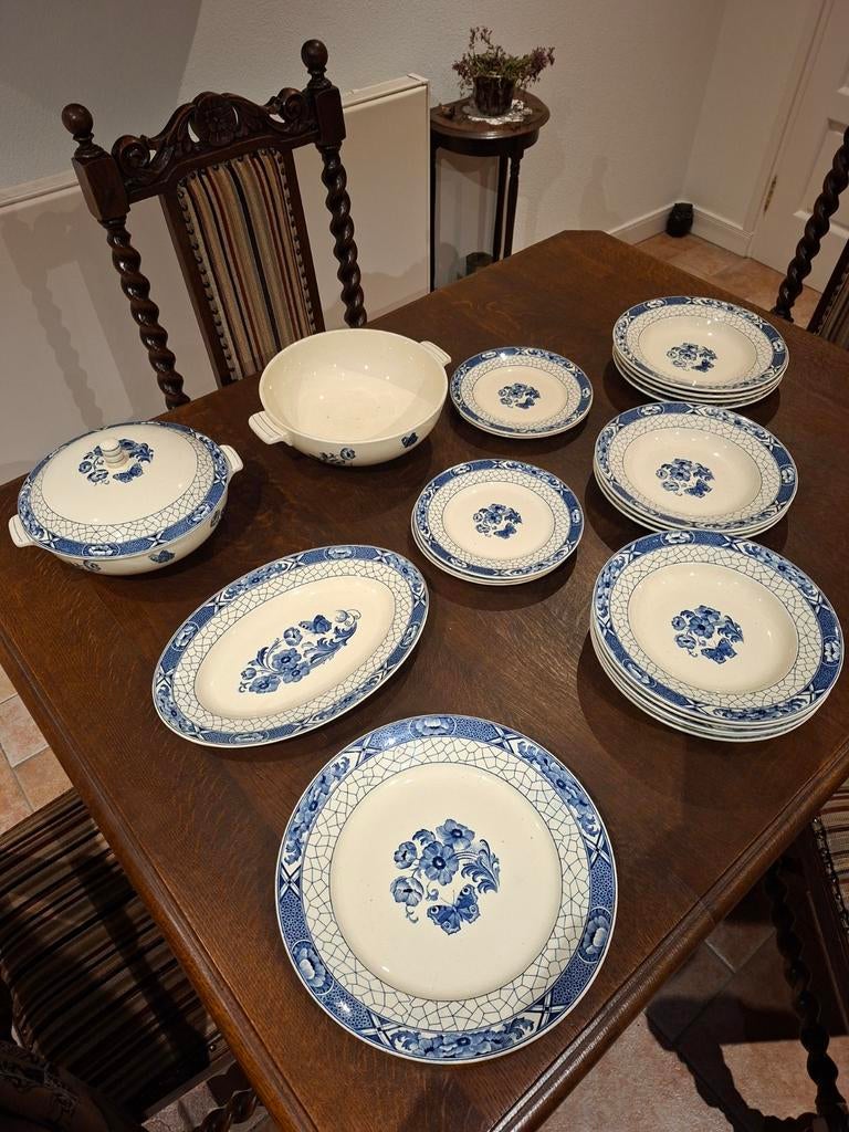 Servies Butterflij Maastricht, Ophalen