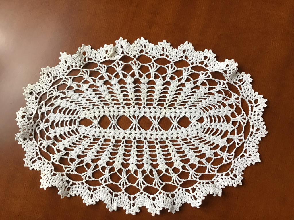 Gehaakt kleedje ovaal, Antiek en Kunst, Ophalen of Verzenden