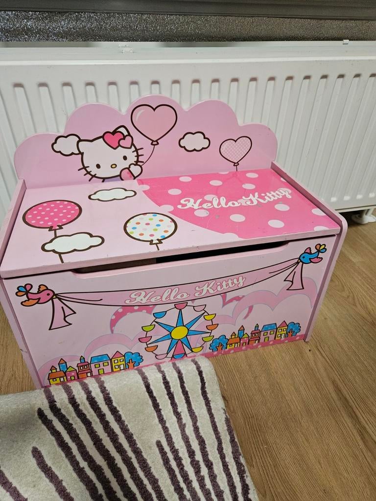 Hello Kitty speelgoedkist, Ophalen of Verzenden, Gebruikt, Minder dan 140 cm, Minder dan 70 cm