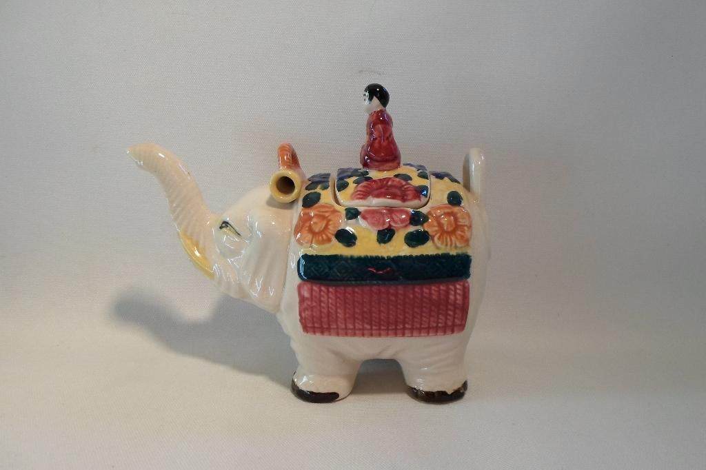 Satsuma Theepot Olifant Japan, Antiek en Kunst, Ophalen of Verzenden