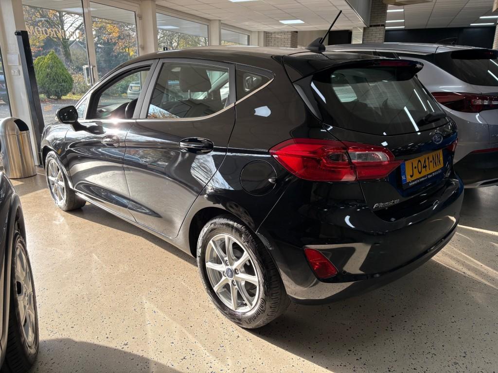 Ford FIESTA 125pk Mild Hybrid Titanium Navigatie ECC CRUISE, Voorwielaandrijving, 125 pk, Gebruikt, Met garantie (alle)