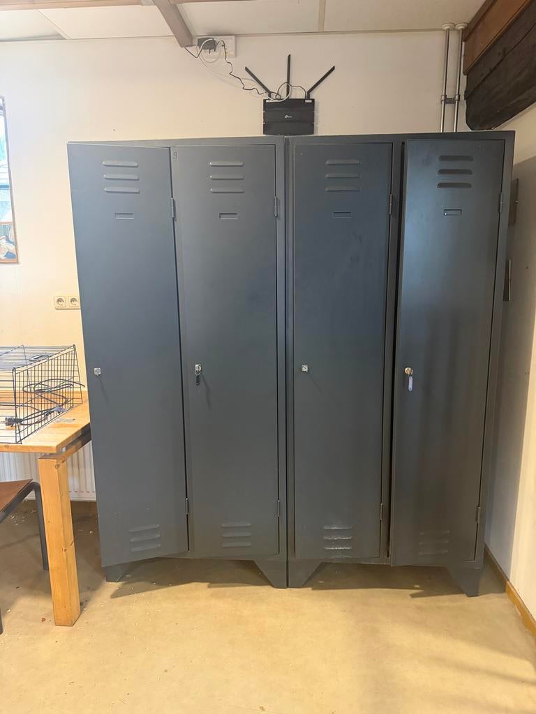 4 blokken kluisjes, Huis en Inrichting, Kasten | Lockerkasten, Ophalen of Verzenden, Gebruikt