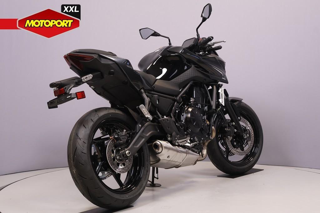 Kawasaki Z650 S - foto 3