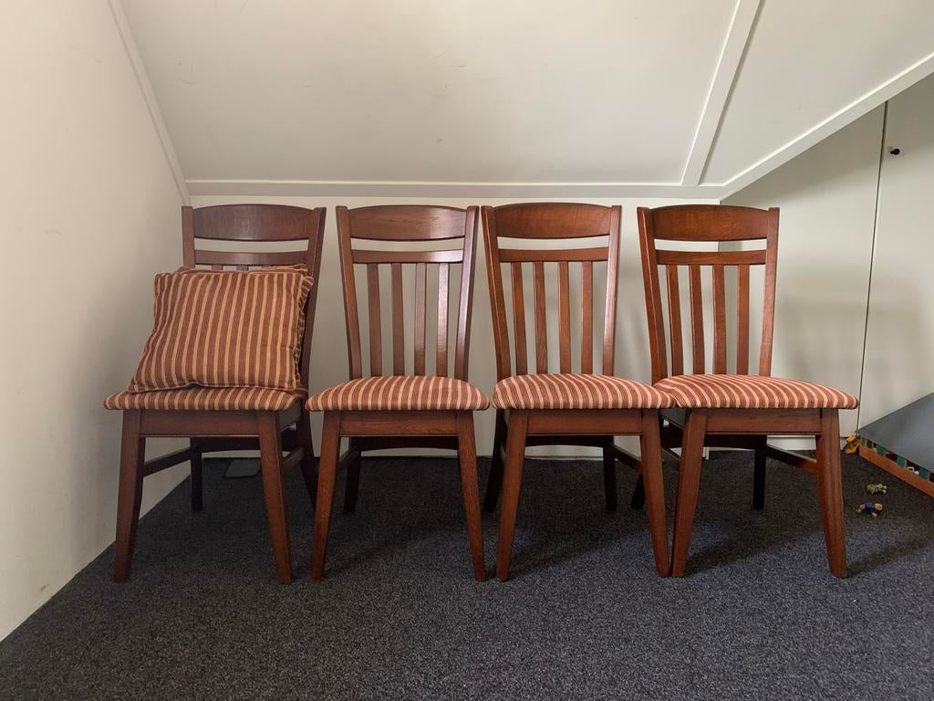 Eikenhouten stoelen, kersenkleur, Ophalen, Gebruikt, Bruin, Vier