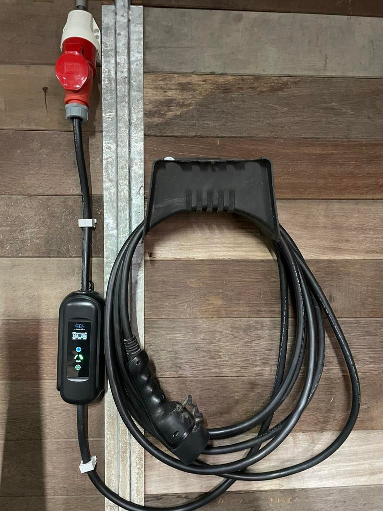 11kw 3-fase thuislader, Auto diversen, Ophalen of Verzenden, Zo goed als nieuw, Laadkabel