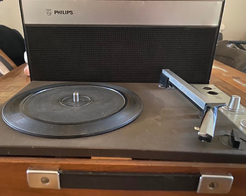 Vintage Philips platenspeler werkend en in zeer goede staat!, Philips, Gebruikt, Automatisch, Ophalen of Verzenden
