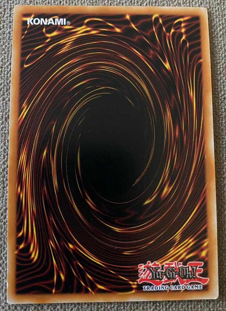 Yu-Gi-Oh! Jinzo - Returner LED7 1st Edition !, Hobby en Vrije tijd, Verzamelkaartspellen | Yu-gi-Oh!, Ophalen of Verzenden, Zo goed als nieuw