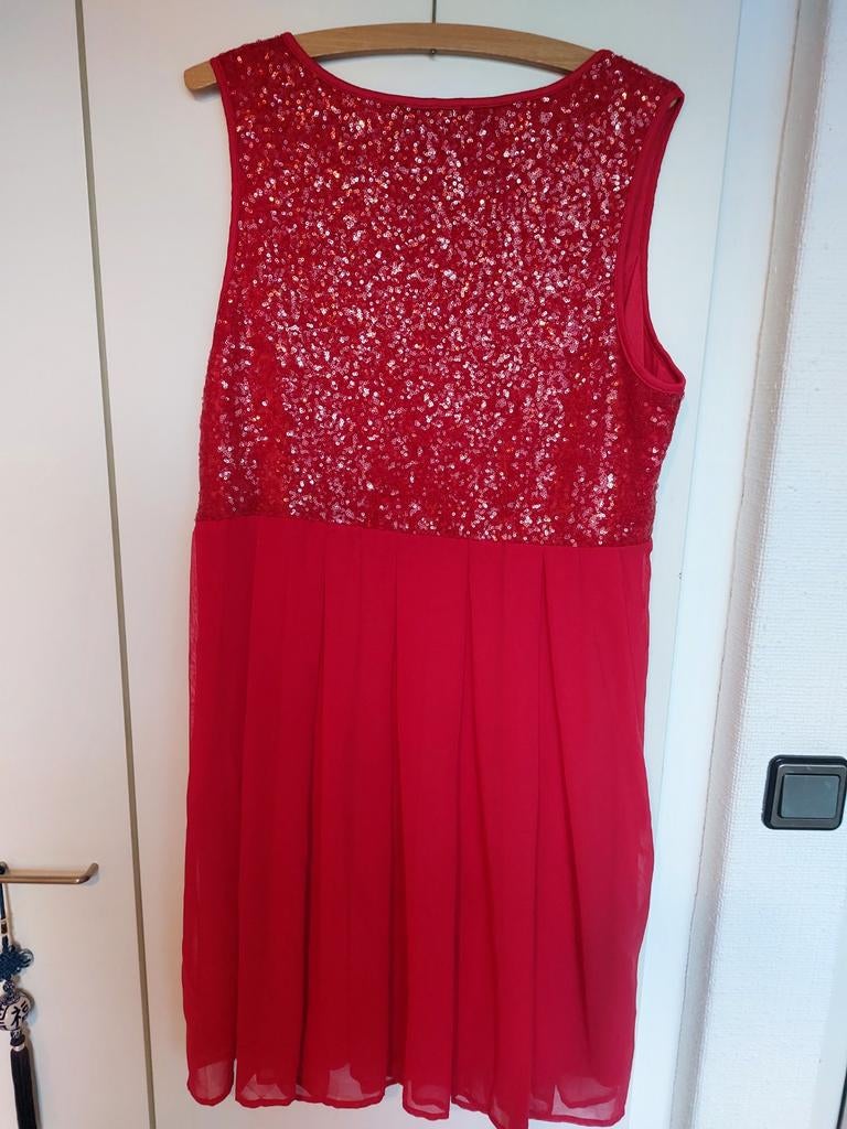 Leuke rode cocktailjurk met pailletten, Maat 46/48 (XL) of groter, Ophalen of Verzenden, Knielengte, BODYFLIRT