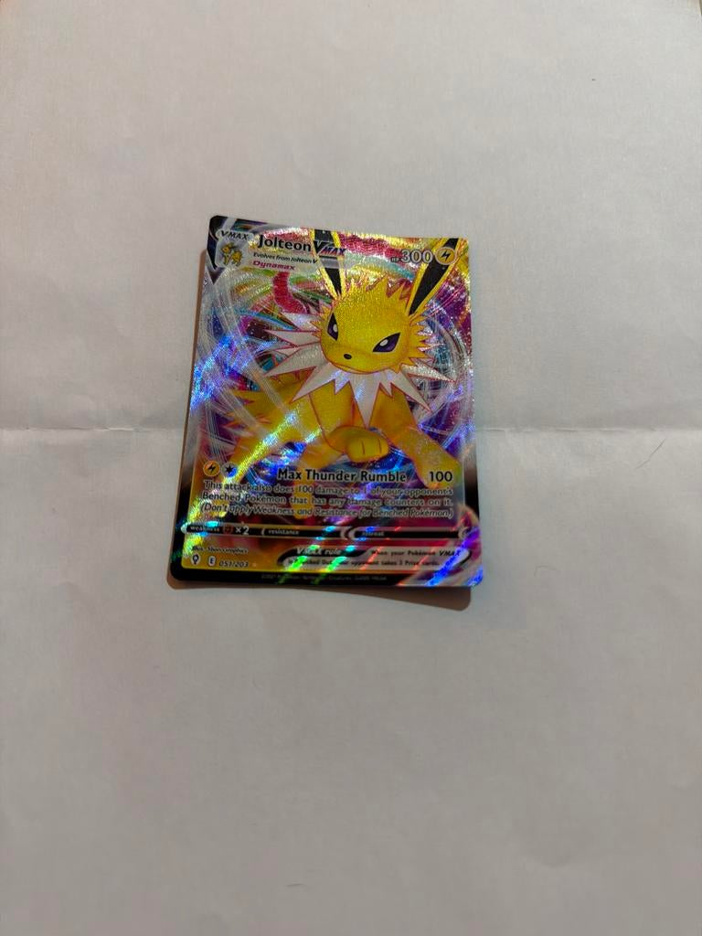 Jolteon VMAX Pokémon Kaart - Zeldzaam en Foil, Ophalen of Verzenden, Nieuw, Losse kaart, Foil