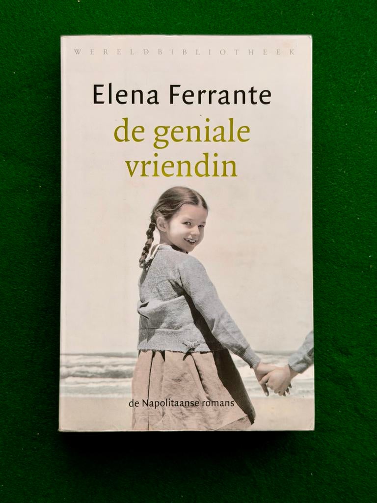 De geniale vriendin - Elena Ferrante (Wereldbibliotheek), Boeken, Ophalen of Verzenden, Zo goed als nieuw, Nederland
