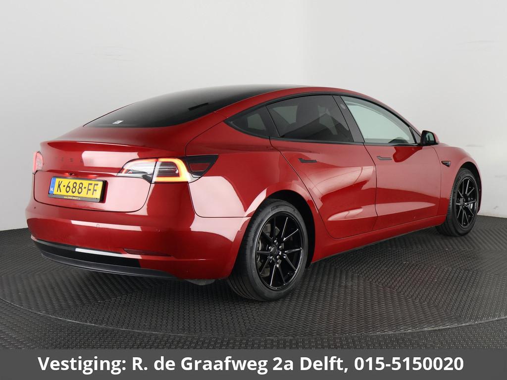 Tesla Model 3 Black Sport Pack RWD Plus 60 kWh 238 PK! | Nav, 238 pk, Gebruikt, Zwart, Stoelverwarming
