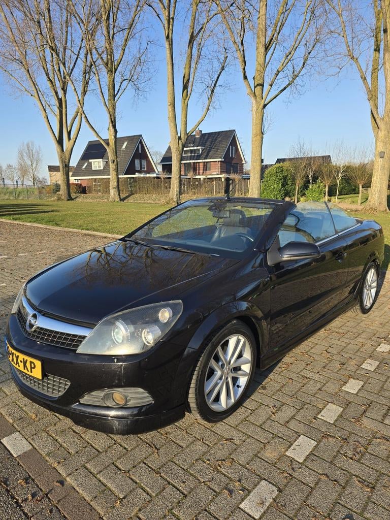 Opel Astra 1.8-16V 140pk 2007 Zwart, Auto's, 4 cilinders, Cabriolet, 4 stoelen, 1796 cc