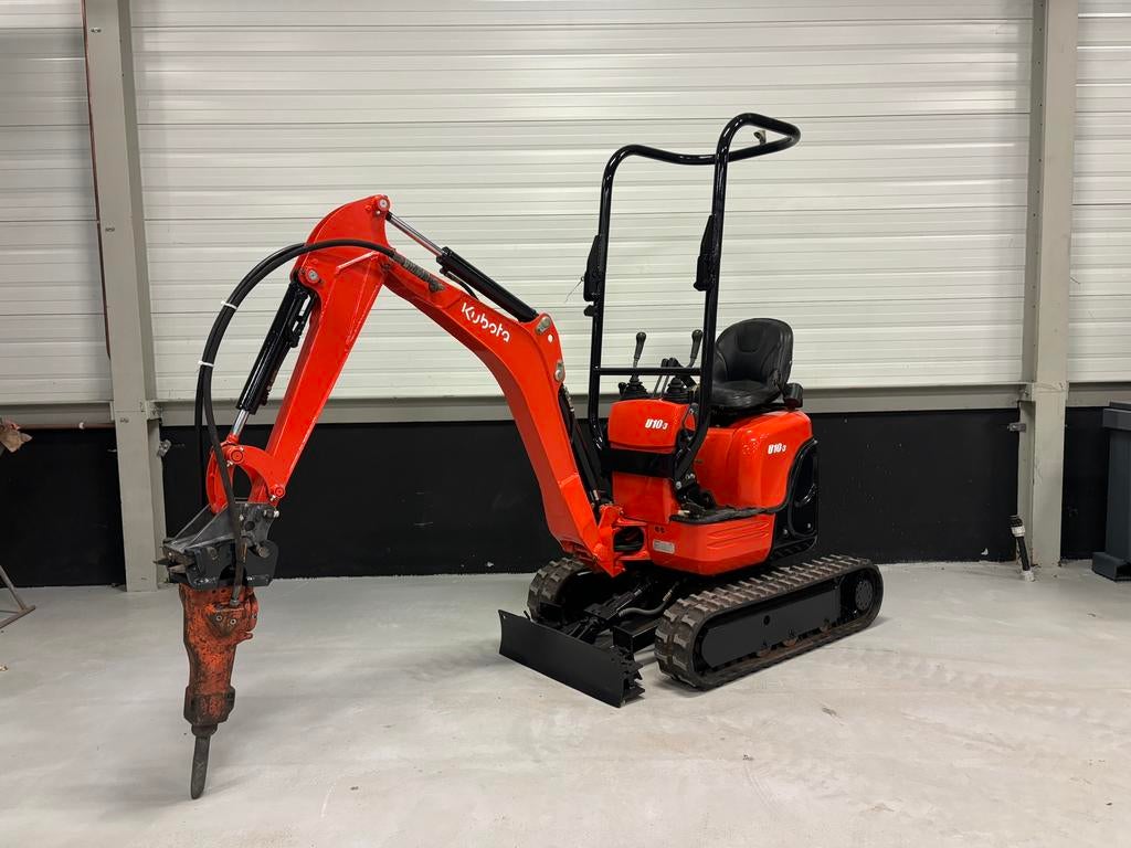 2015 Kubota U10-3 minigraver met Epiroc SB52 sloophamer, Zakelijke goederen, Machines en Bouw | Kranen en Graafmachines, Ophalen
