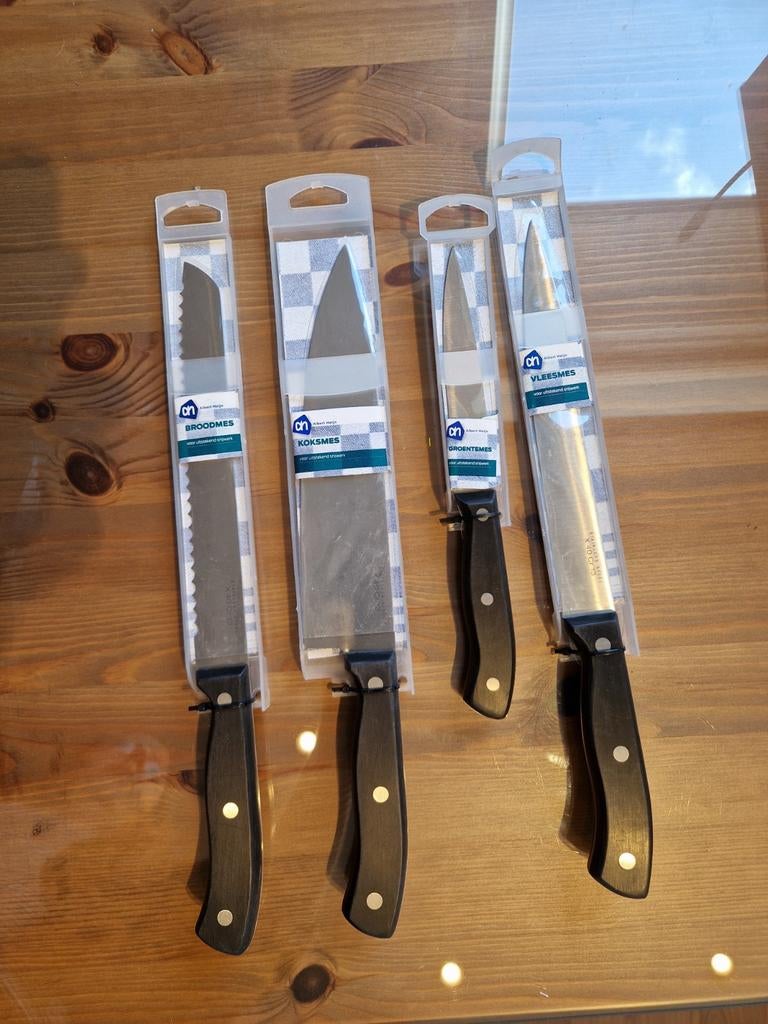 AH Messenset: Broodmes, Koksmes, Groentemes, Vleesmes, Ophalen, Nieuw, Rvs of Chroom, Bestekset