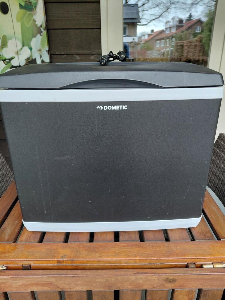 Dometic Coolfun camping koelbox met display, Caravans en Kamperen, Ophalen