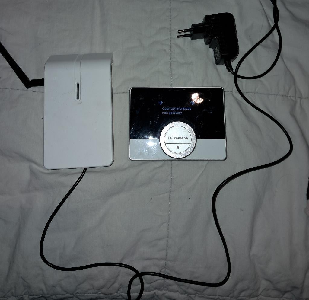 Remeha Twist draadloze thermostaat met gateway, Ophalen of Verzenden, Slimme thermostaat, Zo goed als nieuw