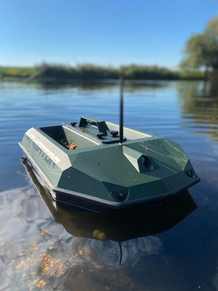 Navigator voerboot met toslon tf640 gps, Watersport en Boten, Ophalen of Verzenden, Zo goed als nieuw, Overige typen