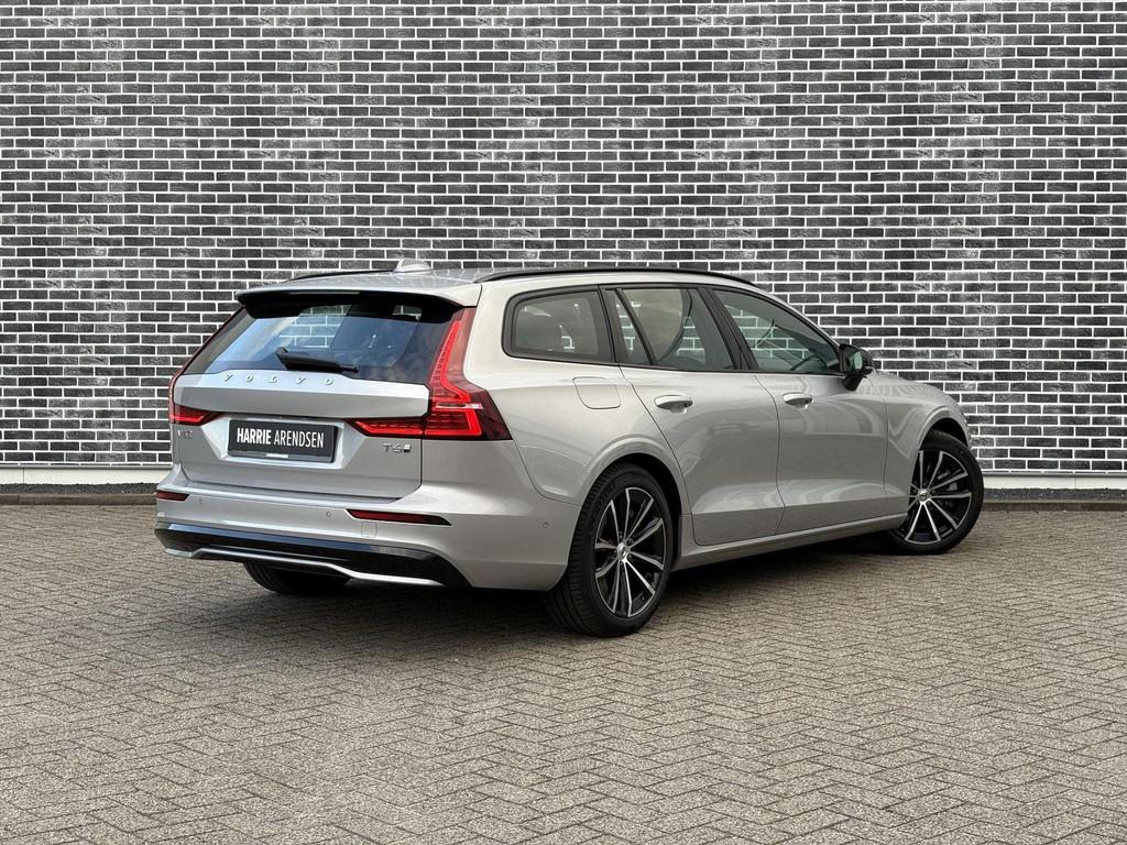 Volvo V60 2.0 T6 Plug-in hybrid AWD Plus Dark | Adaptive Cru, Auto's, Volvo, Automaat, 12 maanden, Stof, Gebruikt
