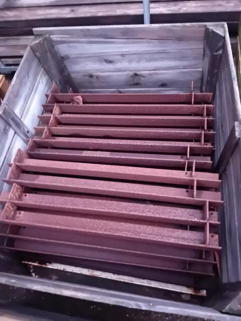 Ijzeren hoekprofielen., Doe-het-zelf en Verbouw, Ophalen, Gebruikt, IJzer