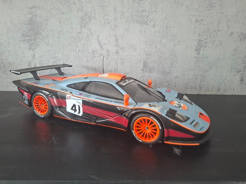 McLaren F1 GTR Longtail #41 Gulf Le Mans 1997 1:18 UT Models, Hobby en Vrije tijd, Modelauto's | 1:18, UT Models, Auto, ., Ophalen of Verzenden