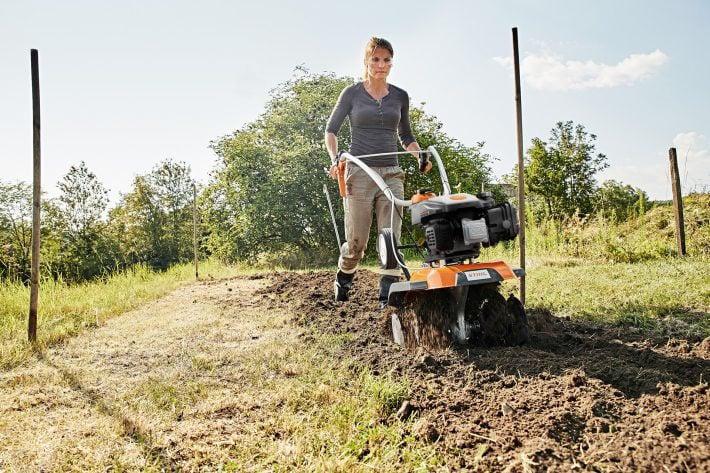 Te huur: STIHL benzine tuinfrees – krachtig & wendbaar, Ophalen