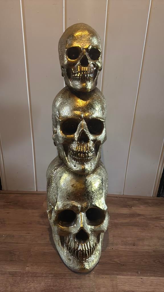 Gouden beeld schedel skull toren met licht 1 meter hoog, Ophalen, Zo goed als nieuw
