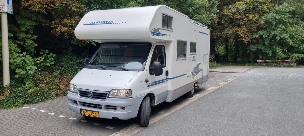 Limited Edition Camper met luxe opties. Direct beschikbaar, Caravans en Kamperen, Campers, Alkoof, Ringverwarming, Buitenlamp