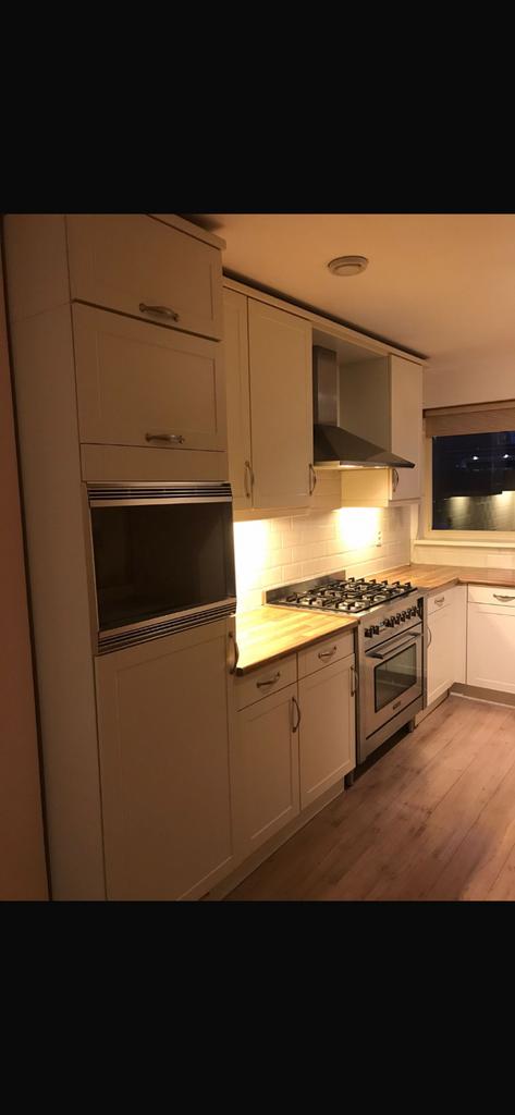 Bruynzeel keuken hoekkeuken met inbouwapparatuur, Huis en Inrichting, Ophalen, Gebruikt, Hout, Hoekkeuken