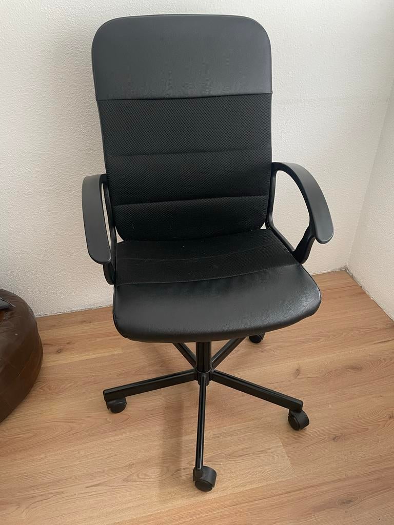 Ikea RENBERGET bureaustoel zwart, Huis en Inrichting, Bureaustoelen, Ophalen, Gebruikt, Zwart, Bureaustoel