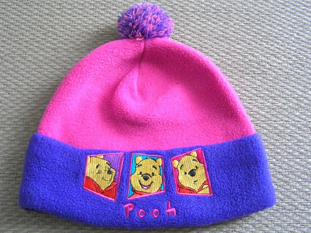 Fleecemuts met Winnie de Pooh., Kinderen en Baby's, Kinderkleding | Mutsen, Sjaals en Handschoenen, Disney, Meisje, Nieuw, Ophalen of Verzenden