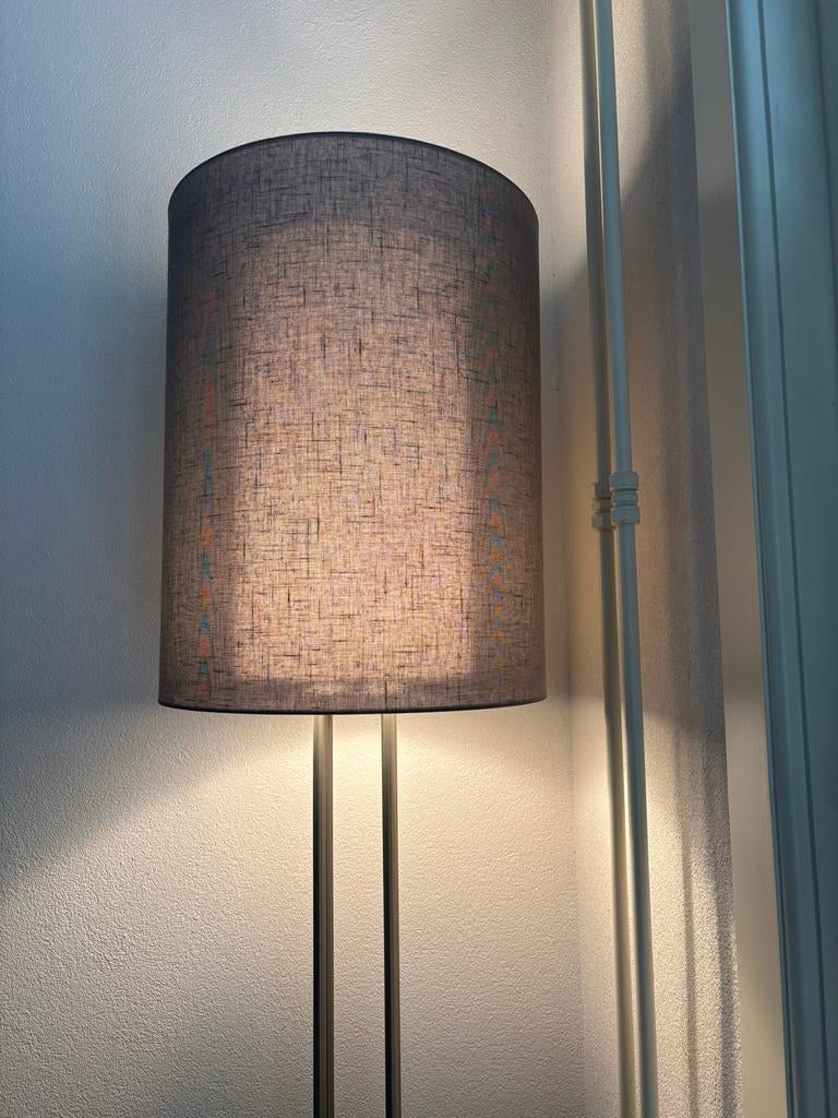 Kloosterman vloerlamp met grijze kap, Huis en Inrichting, Ophalen of Verzenden, Gebruikt, Metaal, 150 tot 200 cm