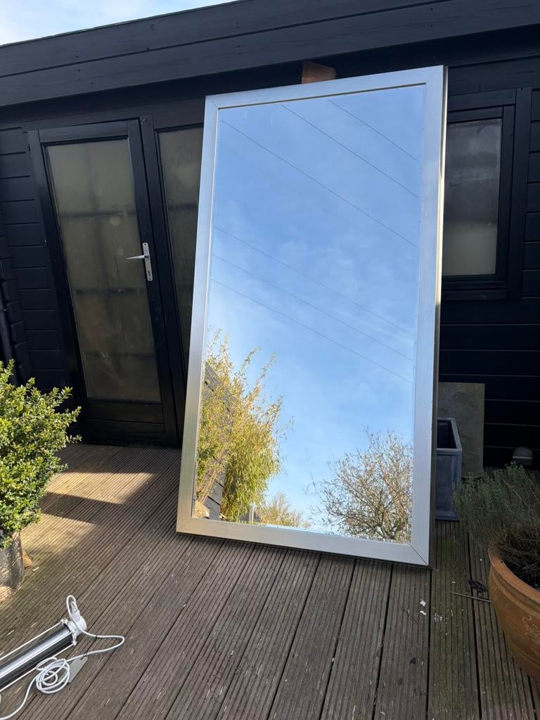 Enorme spiegel, Ophalen of Verzenden, Zo goed als nieuw, Glasplaat