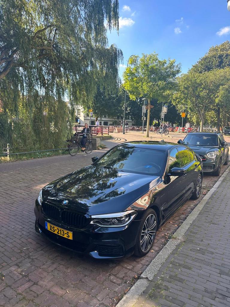 BMW 5-Serie 530e 252pk Aut. 2019 Zwart, 1998 cc, Achterwielaandrijving, Euro 6, Zwart