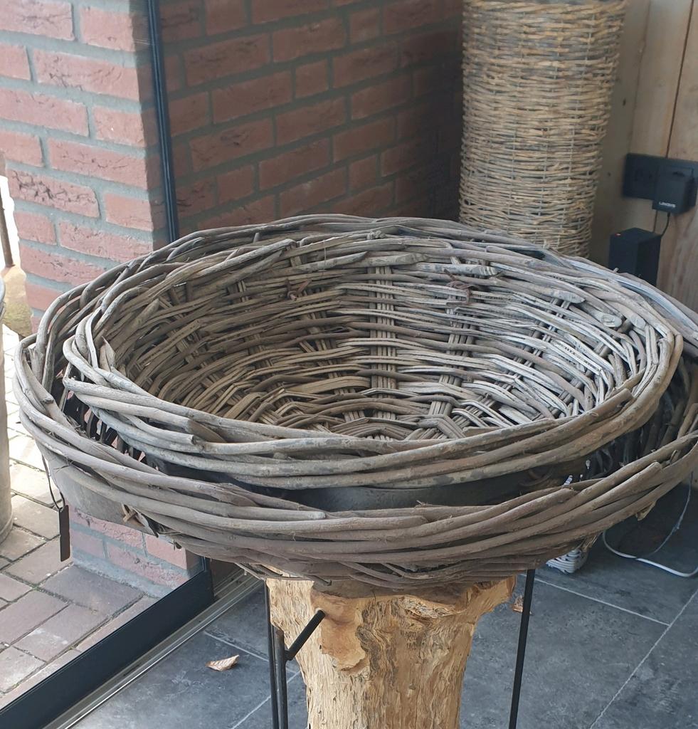 Hoffz, mandenset, met lederen banden en houten onderzijde, Huis en Inrichting, Woonaccessoires | Schalen en Manden, Ophalen of Verzenden