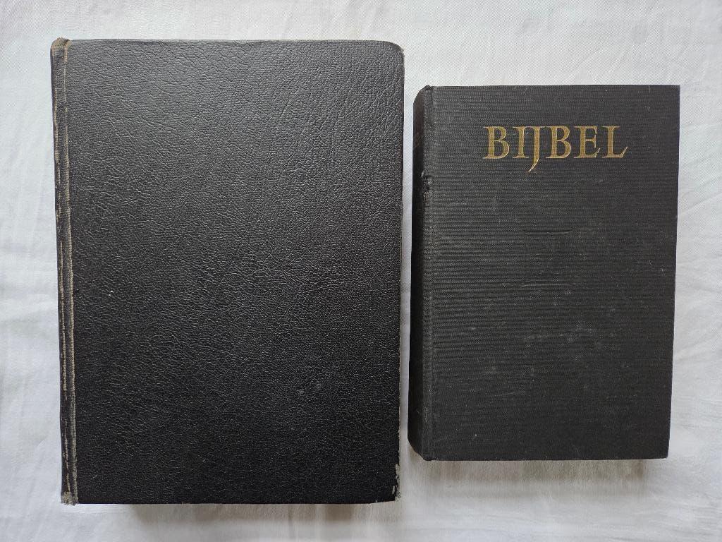 Statenbijbels Familie Jagt, Apeldoorn uitgave 1930 & 1960, Antiek en Kunst, Antiek | Boeken en Bijbels, Ophalen of Verzenden